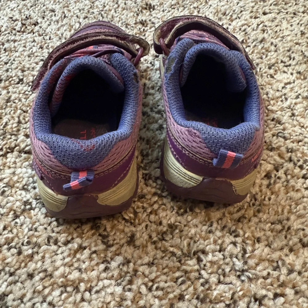 Merrell - Picture 3 of 4